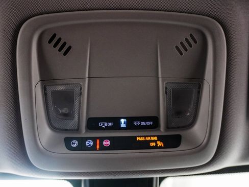 Used 2020 Chevrolet Malibu LT image 27