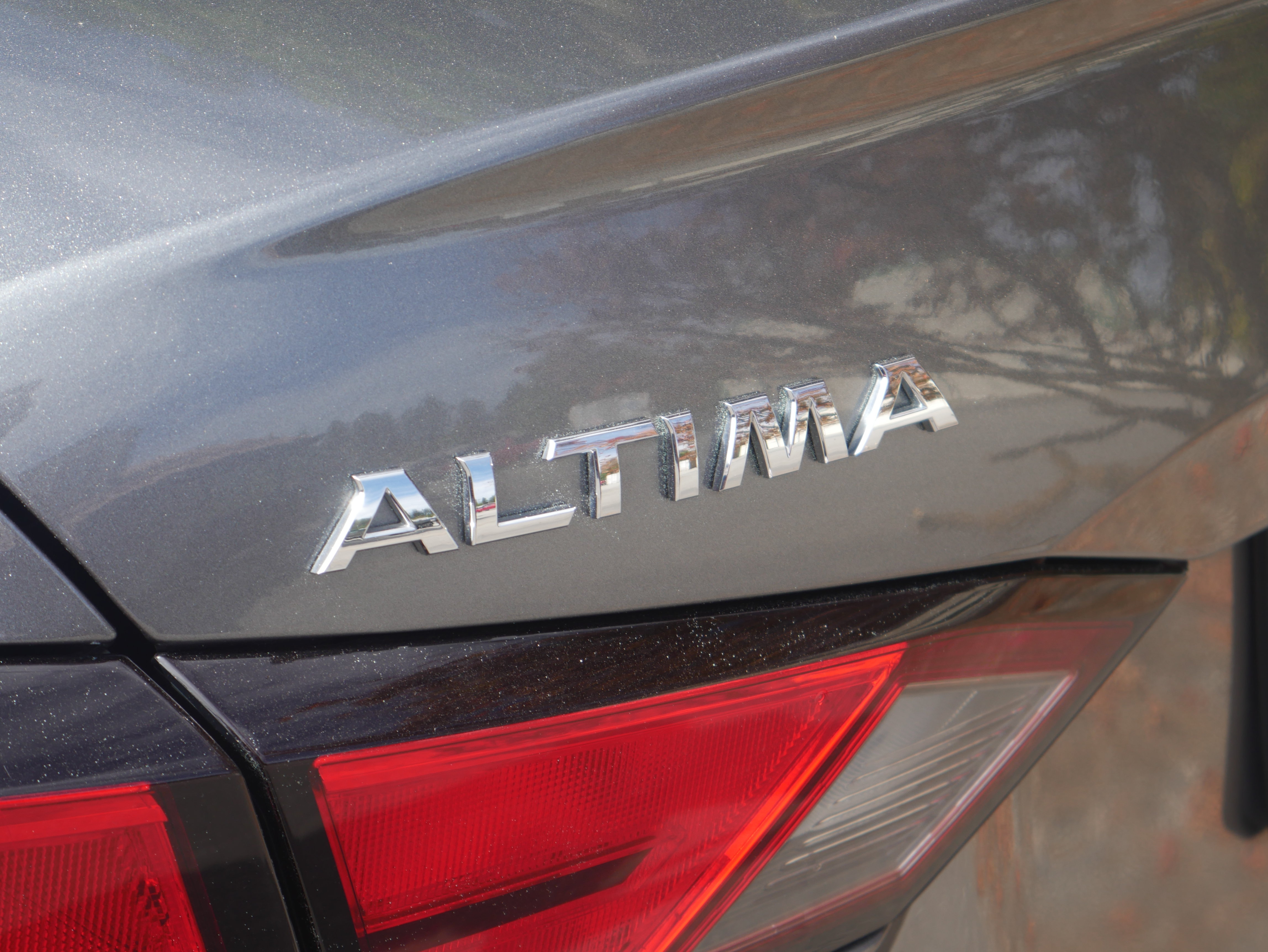 Certified 2022 Nissan Altima 2.5 SR FWD image 11