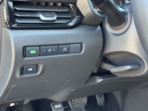 Used 2024 Nissan Sentra SV image 11