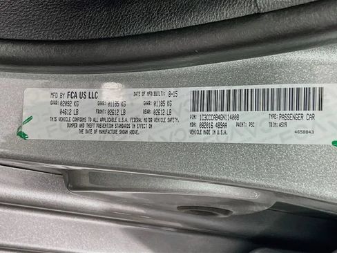 Used 2016 Chrysler 200 Limited FWD image 31