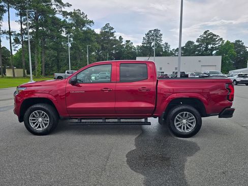 Used 2026 Chevrolet Colorado LT RWD image 2