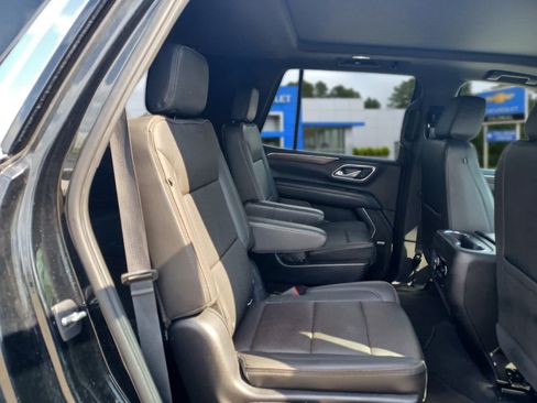 Used 2021 Chevrolet Tahoe High Country w/ Premium Package 2 AWD/4WD image 22