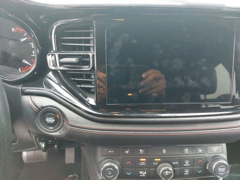 Used 2024 Dodge Durango GT RWD image 20