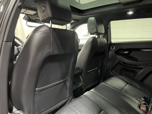Used 2024 Land Rover Range Rover Evoque S AWD/4WD image 16