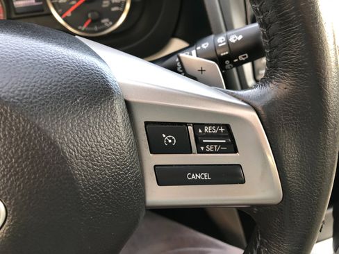 Used 2014 Subaru Crosstrek 2.0i Limited image 16