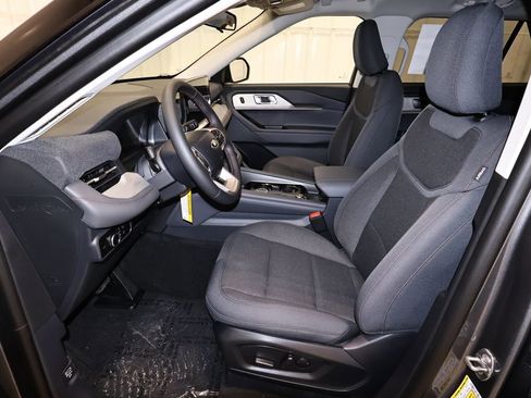 New 2026 Ford Explorer Active AWD/4WD image 12