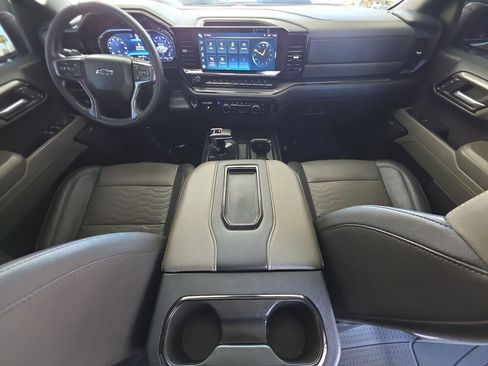 Used 2022 Chevrolet Silverado 1500 ZR2 w/ Technology Package AWD/4WD image 21