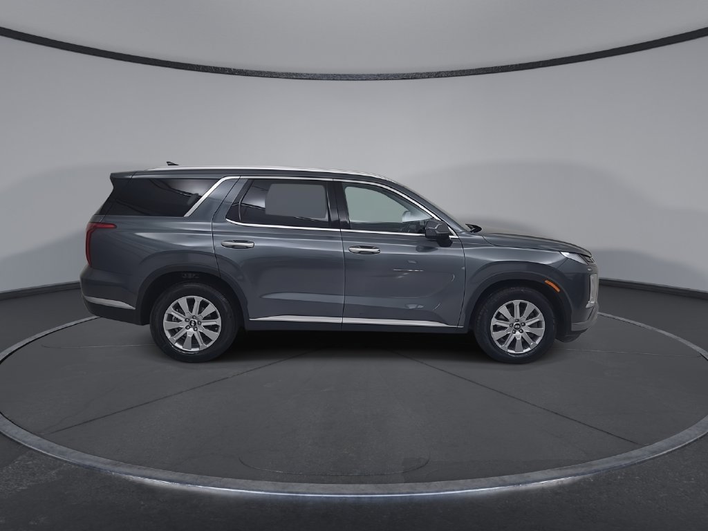 Used 2025 Hyundai Palisade SEL FWD image 19