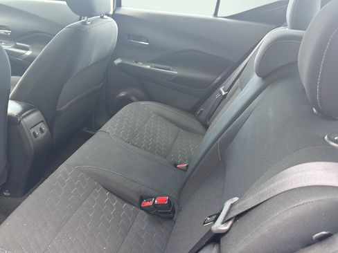 Used 2024 Nissan Kicks SV w/ Interior Electronics Package FWD image 3