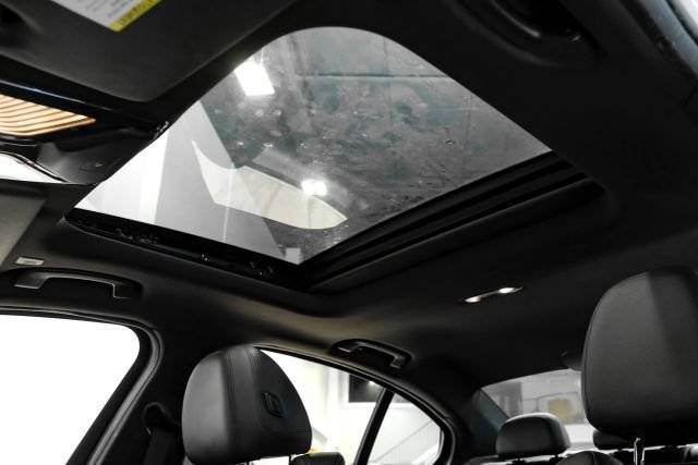 Used 2020 BMW 330i Sedan w/ Convenience Package RWD image 6