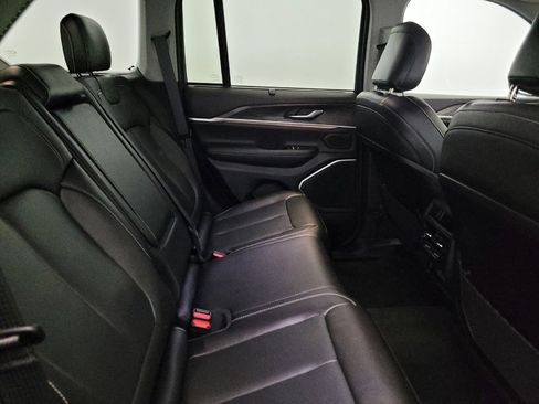 Used 2022 Jeep Grand Cherokee Limited 4xe w/ Luxury Tech Group II AWD/4WD image 19