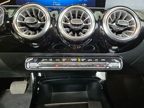 Used 2022 Mercedes-Benz A 220 4MATIC image 27