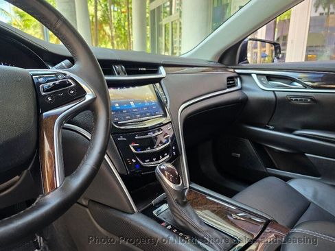 Used 2016 Cadillac XTS Luxury FWD image 13
