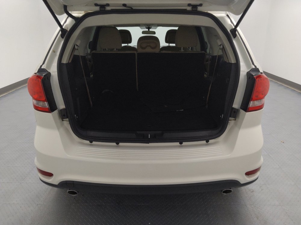 Used 2016 Dodge Journey SXT w/ Comfort/Convenience Group FWD image 29
