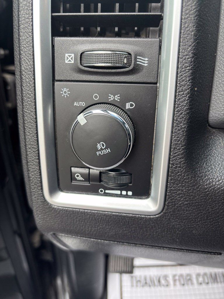 Used 2017 RAM 1500 Big Horn AWD/4WD image 15