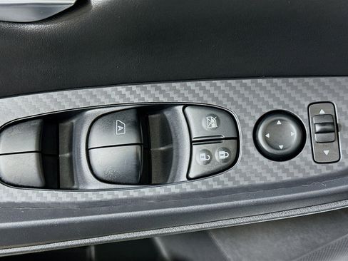 Used 2023 Nissan Sentra SV image 15