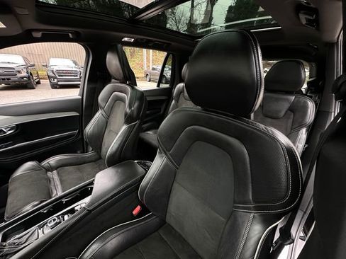 Used 2016 Volvo XC90 T6 R-Design w/ Protection Package Plus image 12