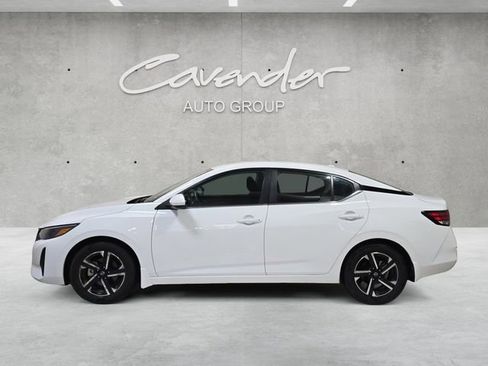 Used 2024 Nissan Sentra SV FWD image 13