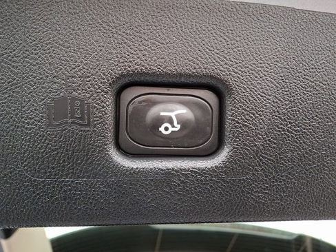 Used 2022 Lincoln Nautilus AWD w/ Premium Package image 30