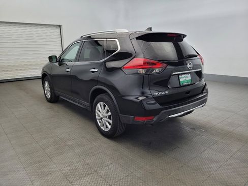 Used 2017 Nissan Rogue SV image 5