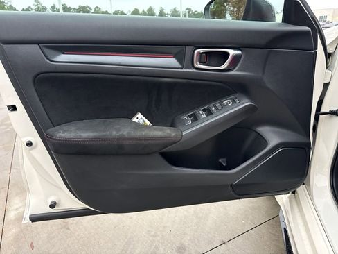 Used 2023 Honda Civic Type R image 14