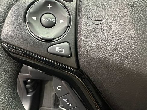 Used 2019 Honda HR-V EX image 15