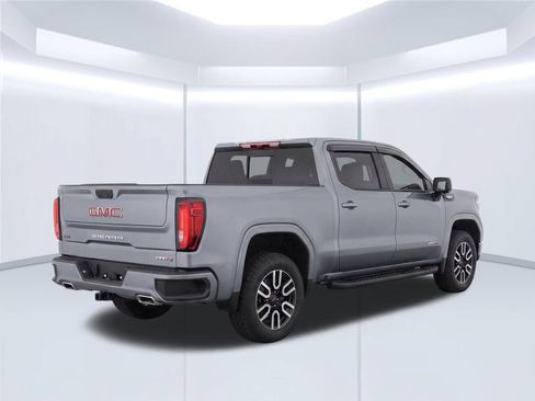 Used 2026 GMC Sierra 1500 AT4 w/ AT4 Premium Package AWD/4WD image 4