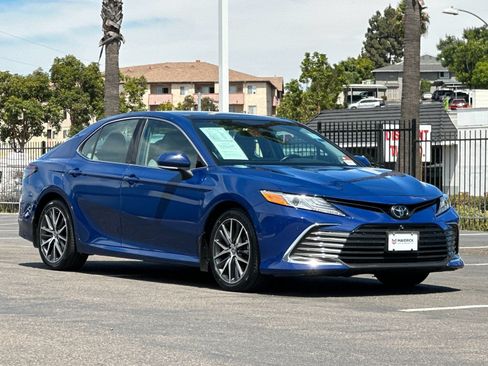 Used 2023 Toyota Camry XLE w/ Navigation Package FWD image 8