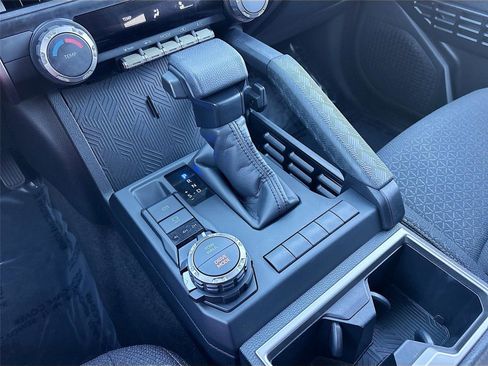 Used 2025 Toyota 4Runner SR5 image 19