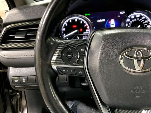 Used 2019 Toyota Camry XLE FWD image 24