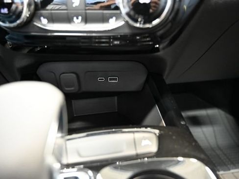 New 2026 Chevrolet Trax ACTIV w/ Driver Confidence Package FWD image 19
