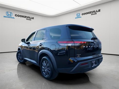Used 2022 Nissan Pathfinder S image 8
