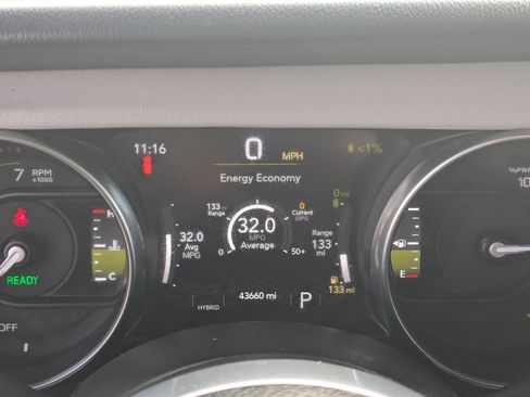 Used 2023 Jeep Wrangler Unlimited Sahara image 21