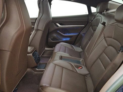 Used 2022 Porsche Taycan 4S image 11