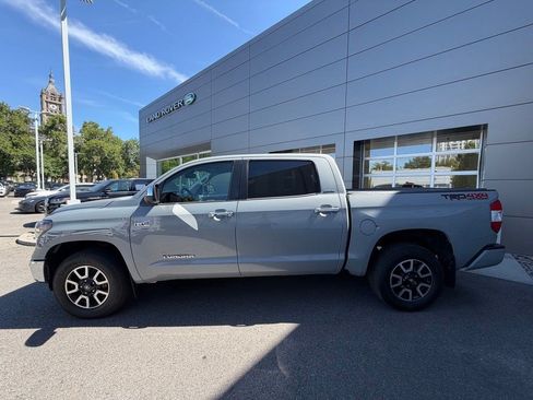 Used 2021 Toyota Tundra Limited w/ Limited Premium Package AWD/4WD image 2