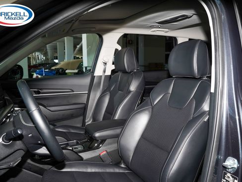Used 2024 Kia Telluride S w/ S Sunroof Package FWD image 16