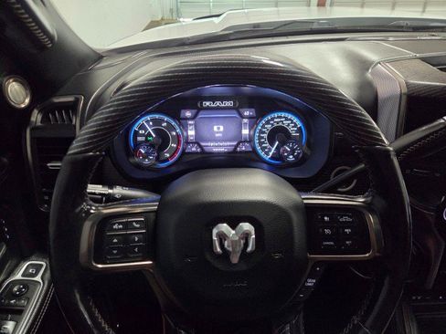 Used 2019 RAM 2500 Limited image 40