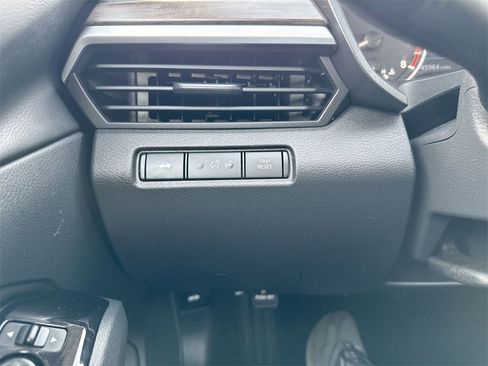 Used 2023 Nissan Altima 2.5 SV image 18