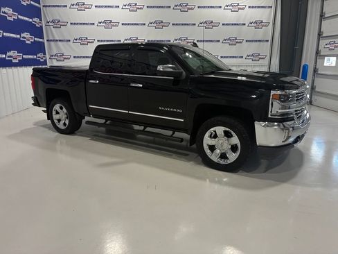 Used 2017 Chevrolet Silverado 1500 LTZ w/ Sport Package AWD/4WD image 11