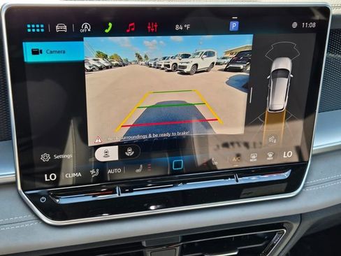 New 2026 Volkswagen Tiguan SE R-Line FWD image 18
