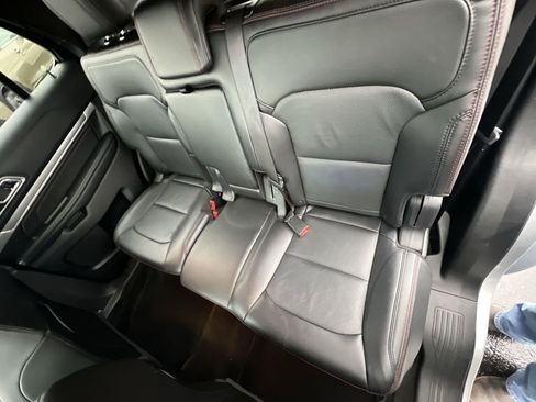 Used 2016 Ford Explorer Sport image 25