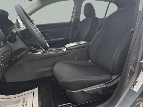 Used 2024 Nissan Sentra S FWD image 10