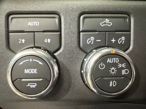 New 2026 GMC Sierra 1500 Elevation image 18