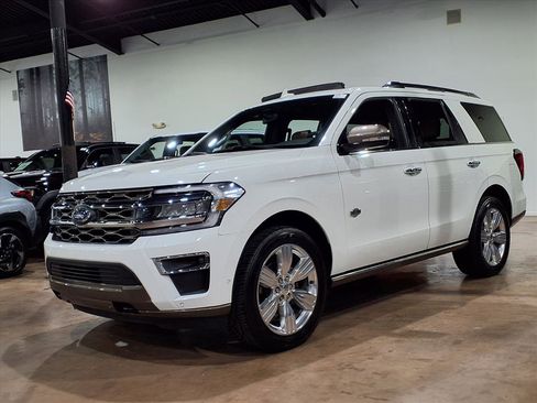 Used 2022 Ford Expedition King Ranch image 3