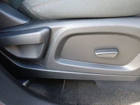 Used 2025 Ford Explorer Active image 36