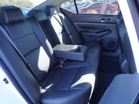 Certified 2025 Nissan Altima 2.5 SL image 9