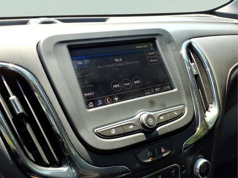 Used 2023 Chevrolet Equinox RS w/ LPO, Floor Liner Package AWD/4WD image 29