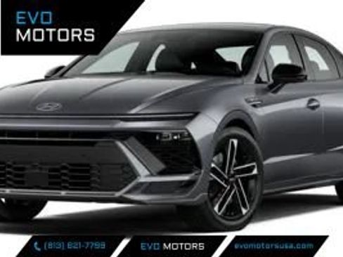 Used 2025 Hyundai Sonata SEL FWD image 1