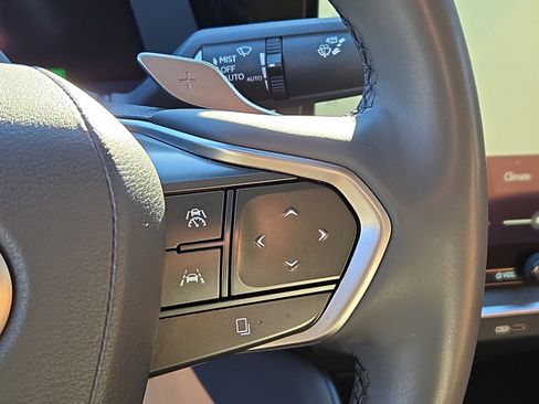 Used 2023 Lexus RZ 450e Premium image 23