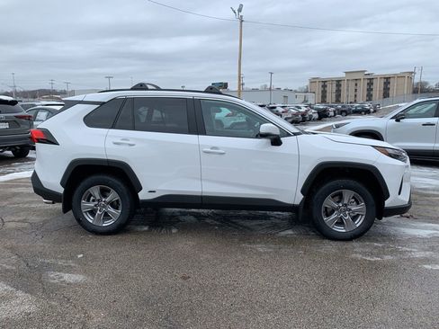 New 2025 Toyota RAV4 XLE image 3